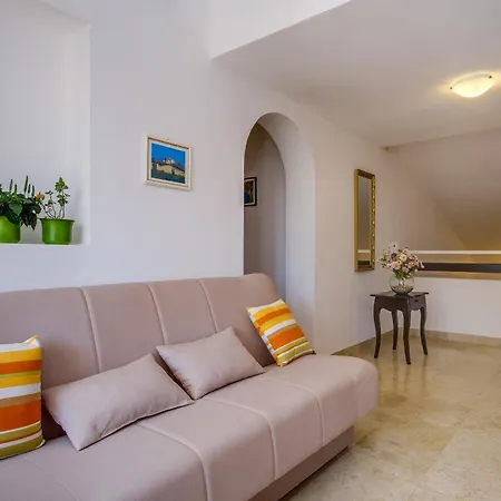 7942c * Mali Lošinj